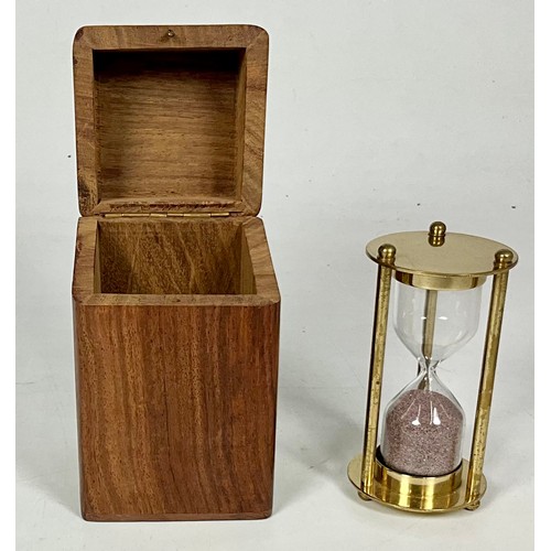 424 - INDIA OVERSEAS TRADING BRASS SAND EGG TIMER IN WOODEN HINGED BOX