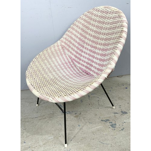 785 - RETRO EGG STYLE CHAIR WITH WOVEN VINYL BACK & SEAT