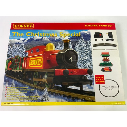 491 - HORNBY ELECTRIC TRAIN SET, THE CHRISTMAS SPECIAL, R1046, APPEARS UNUSED.