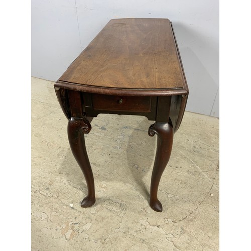 770 - MAHOGANY OVAL TOP GATE LEG DINING TABLE WITH CABRIOLE LEGS AND HOOF FEET 128cm x 105cm EXTENDED