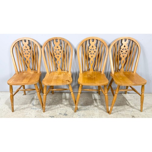 795 - SET OF SIX (FOUR PLUS TWO CARVERS) WHEELBACK KITCHEN CHAIRS