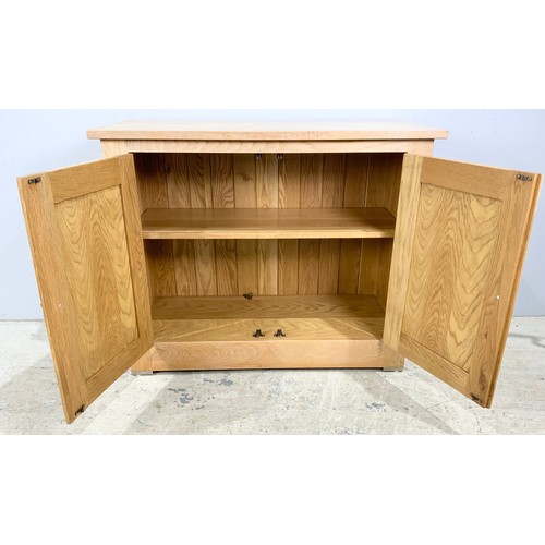 741 - LIGHT OAK CUPBOARD WIDTH 110cm