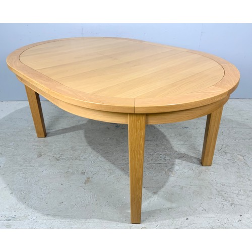 774 - MODERN OAK EXTENDING DINING TABLE 160cm x115cm EXTENDED