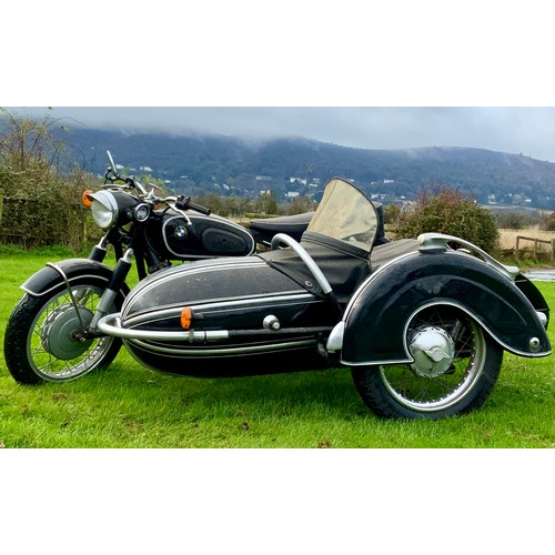 7 - BMW R69S MOTORCYCLE WITH SIDE CAR.  185 FXB.  FIRST REGISTERED 1963