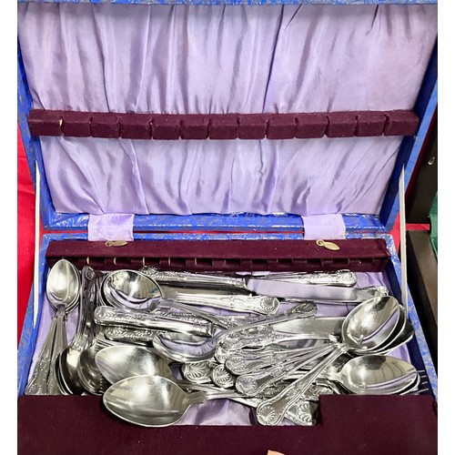 364 - VERY LARGE QUANTITY OF KINGS PATTERN PLATED CUTLERY AND FLAT WARE AND ONEIDA CANTEEN