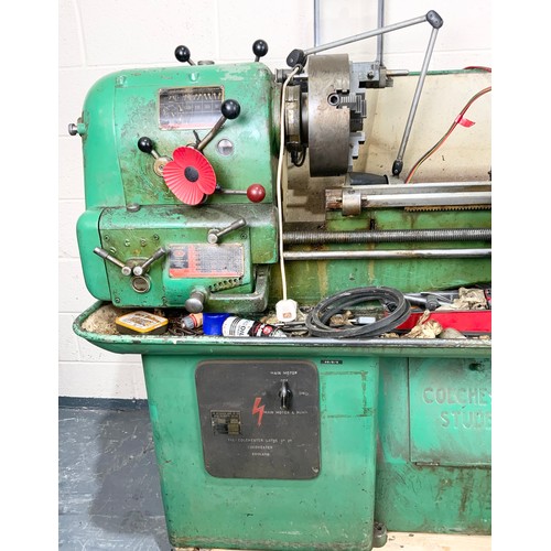 558 - COLCHESTER STUDENT INDUSTRIAL LATHE 154cm LONG  WITH VARIOUS TOOLS