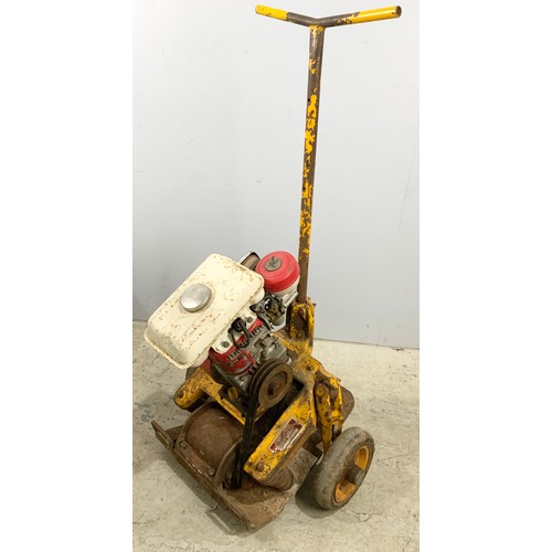 540 - HEAVY DUTY WINGET WACKER PLATE WITH HONDA ENGINE