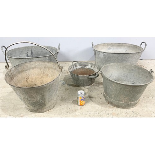 662 - MISC. GALVANISED WARE