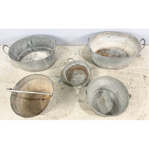 662 - MISC. GALVANISED WARE