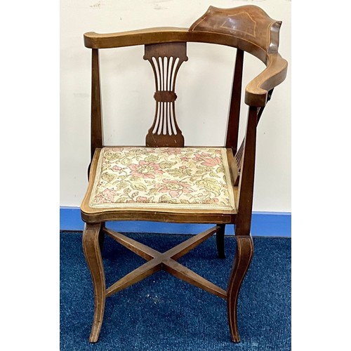 797 - GEORGIAN MAHOGANY CORNER CHAIR, EMBROIDERED UPHOLSTERY AND PIERCED SPLAT BACK