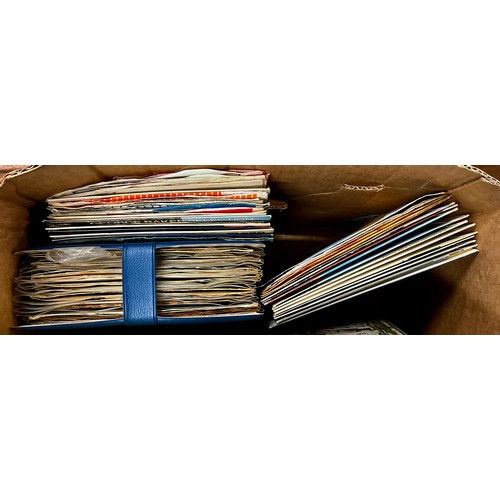 376 - 2 CASES AND A LARGE BOX OF CLASSICAL LP’S T/W 2 CASES 45 RPM SINGLES MOSTLY 60’S POP AND JAZZ