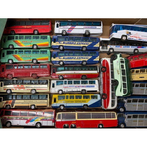 132 - 21 CORGI U/B BUSES, MANY PARAMOUNT 3500, SILVER SERVICE & 3 CONTINENTAL BUSES INC. A WELLY