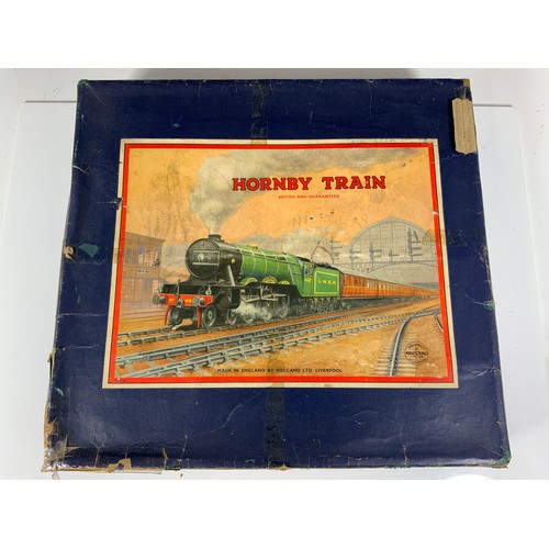 401 - HORNBY 0 GAUGE BOXED NO 201 TANK GOODS SET, WITH C/W 0-4-0 TANK 2270 LMS, 3 WAGONS & QTY OF TRACK