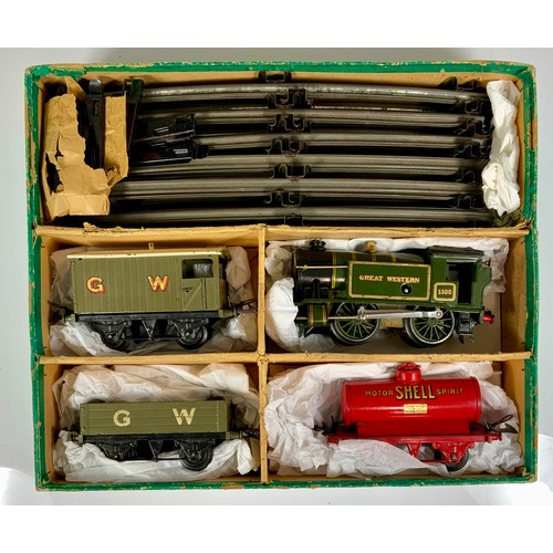 408 - EARLY HORNBY NO 1 TANK GOODS SET, WITH GWR 0-4-0 TANK, 5500, GW BRAKE, SHELL TANKER & GW 4 PLANK WAG... 