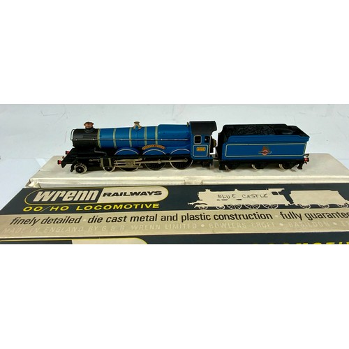 400 - WRENN W2223 4-6-0 CASTLE CLASS IN BLUE LIVERY, 4082 WINDSOR CASTLE, PACKER 3 ON THE BOX