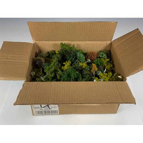 327 - A FOREST IN A BOX!, MODEL RAILWAY SCENARY TREES