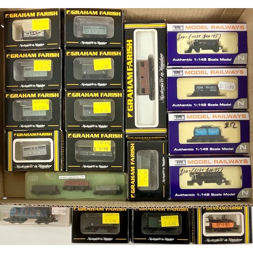 315 - DAPOL, N GAUGE, 4 BOXED FREIGHT WAGONS, PLUS 13 GRAHAM FARISH BOXED WAGONS, MINI TRIX FINA TANKER & ... 