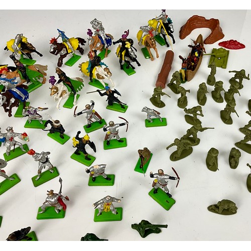 217 - QUANTITY OF PLAYWORN BRITAINS & SIMILAR MEDIEVAL CAST METAL FIGURES T/W MISC. PLASTIC SOLDIERS