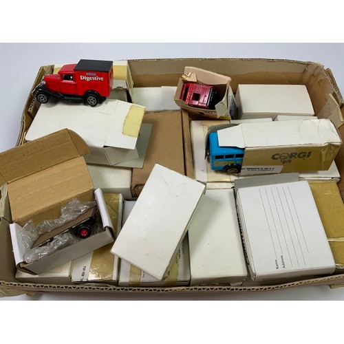 118 - 4 LARGE TRIPLE PACK LLEDO DAYS GONE PLUS ROLLS ROYCE COLLECTION AND ASSORTED SMALL CORGI MODELS