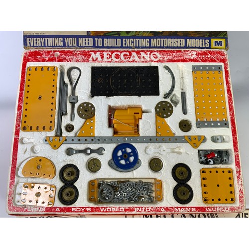 33 - MOTORISED MECCANO SET