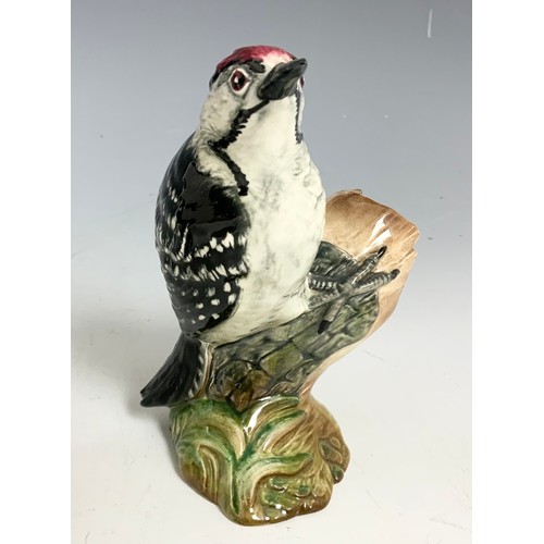 141 - BESWICK  MODEL OF A CUCKOO 2315 & BESWICK MODEL OF A LESSER SPOTTED  WOODPECKER