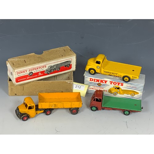 215 - DINKY TOYS EARLY BOXED 521 BEDFORD ARTICULATED LORRY, IN YELLOW, BOXED LATER MODEL 533 LEYLAND CEMEN... 