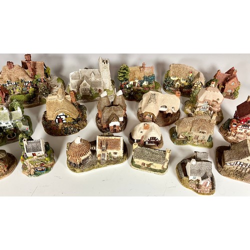 154 - QUANTITY OF UNBOXED LILLIPUT LANE MODEL COTTAGES AND BUILDINGS