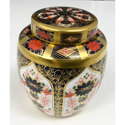 160 - ROYAL CROWN DERBY 1128 IMARI  GINGER JAR & COVER