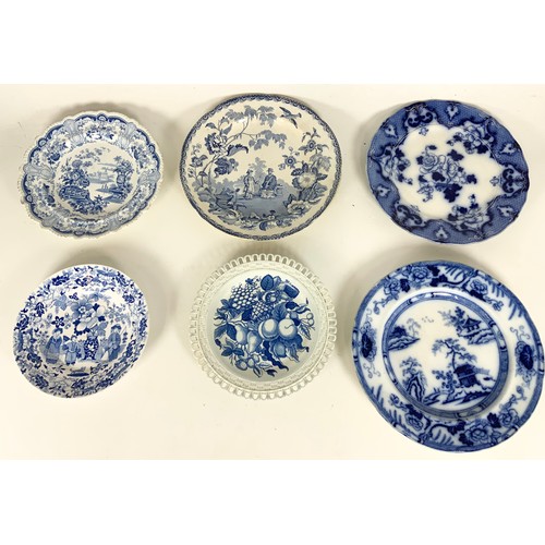 204 - COLLECTION OF BLUE & WHITE TRANFER DECORATED PLATES INC 19TH CENTURY &  PIERCED EXAMPLES