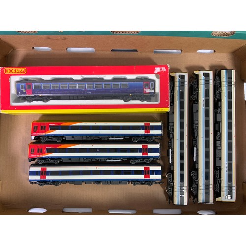 448 - SECOND GENERATION DMU COLLECTION, BOXED R2759X REGIONAL RAILWAYS 153303. BOX ADVISES DCC FITTED, (NO... 