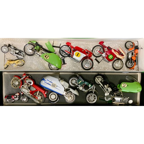 211 - 11 MADE PLASTIC MOTORCYCLE KITS, MOSTLY RACING MOTORCYCLES, VARIOUS SCALES. SOME NEED ATTENTION