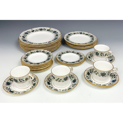 216 - CROWN DERBY CALIPH DINNERWARE