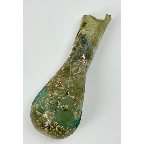 261 - SMALL ROMAN GLASS FLASK/ BOTTLE, CIRCA 4 AD, APPROX. 10 cm AF