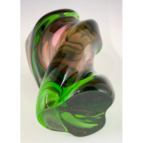 252 - HEAVY STUDIO GLASS VASE 25cm TALL