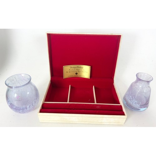 287 - BOXED PAIR OF THOMAS WEBB CHAMPAGNE FLUTES, 2 ART GLASS VASES & A SWEDISH JEWELLERY BOX