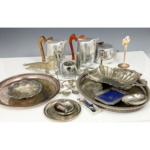 344 - SILVER PLATED WARE ETC INC TRAYS , PICQUOT WARE 1 TRAY