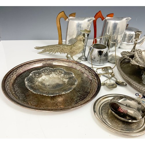 344 - SILVER PLATED WARE ETC INC TRAYS , PICQUOT WARE 1 TRAY