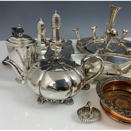 345 - SILVER PLATED WARE INC MELON SHAPED TEAPOT, SUGAR SIFTERS ETC 1 TRAY