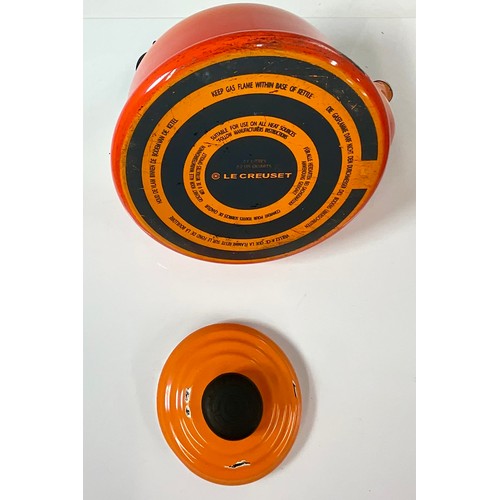 358 - LE CRUESET BURNT ORANGE, 2 CASSEROLE DISHES, 2 SAUCEPANS AND A KETTLE