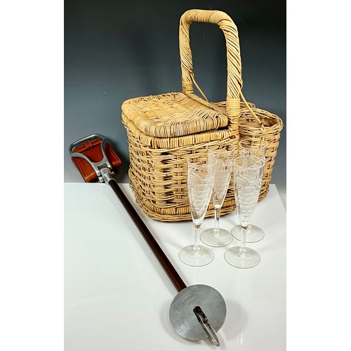 368 - WICKER CHAMPAGNE OR WINE DRINKS HAMPER AND SHOOTING STICK