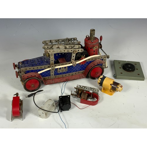 39 - A MECCANO BUILT EARLY FIRE ENGINE, CHEQUER BLUE, LADDERS, BOILER PUMP, FREEWHEELING. PLUS FOLDER OF ... 