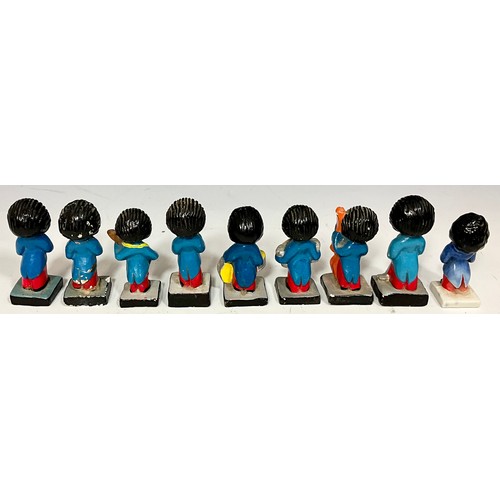 419 - ROBERTSONS ADVERTISING ‘GOLLY’ BAND FIGURES (9)