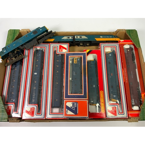 352 - HORNBY BOXED WESTERN COURIER, CLASS 29, LIMA CLASS 42 WARSHIP, LIMA 3 CAR DMU, IN BR BLUE, CLASS 33 ... 