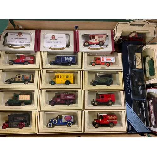 179 - TRAY OF ASSORTED LLEDO DAYS GONE, INC. MR BLOBBY, MAPLINS HOLIDAY CAMP, PLUS OXFORD DIECAST, 25 IN T... 