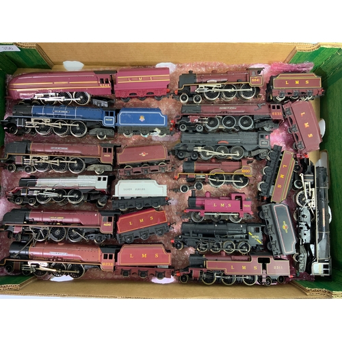 356 - HORNBY TRIANG & 1 H-D, ALL LMS BIAS, ALL EX DISPLAY LAYOUT, NON RUNNERS SPARES / REPAIR