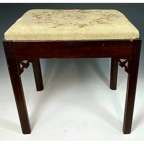 656 - PIANO STOOL WITH FRETWORK