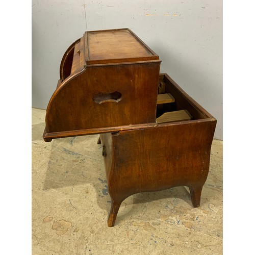 676 - MAHOGANY BOMBE COMMODORE / POT CUPBOARD  WITH RISING FLAP & DUMMY DRAWERS 67cm TALL