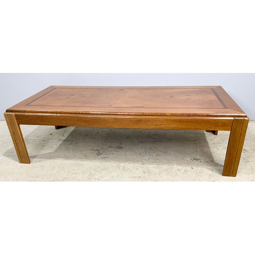 644 - OAK COFFEE TABLE 137cm x 61cm