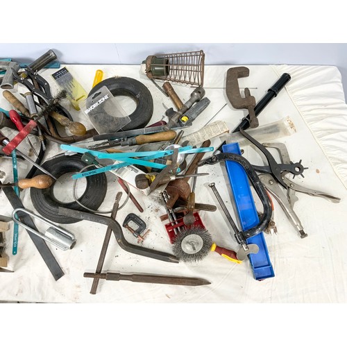 474 - LARGE QUANTITY OF MIXED TOOLS ETC