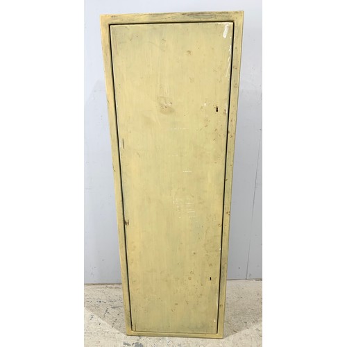 559 - HEAVY GAUGE BLACKSMITH MADE GUN CABINET 166cm TALL